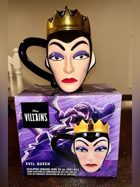 Disney Villains Evil Queen Premium Sculpted Ceramic Mug, New in Box